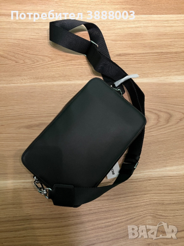 Нова унисекс кожена чанта Karl Lagerfeld, снимка 5 - Чанти - 44996459