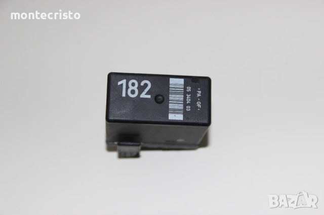 Реле 182 горивна помпа 028906124E / 028 906 124 E 