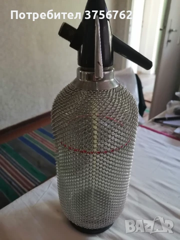 Продавам бутилка за газирана вода от соца за декорация, снимка 2 - Декорация за дома - 50575552