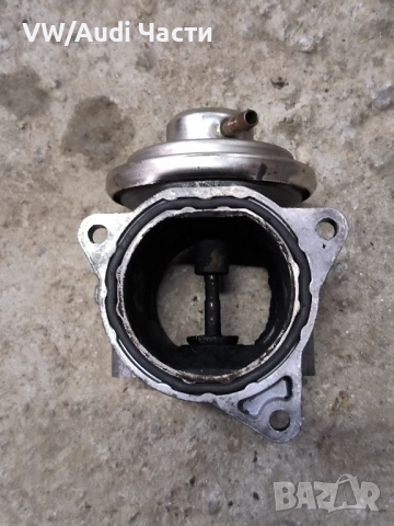 ЕГР EGR клапан за Голф 5 Ауди А3 Пасат Туран VW Golf 5 Audi A3 Passat Touran Jetta 2.0TDI 038129637D