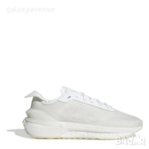 Adidas Avryn 
Номер 42 2/3, снимка 1 - Маратонки - 48865747