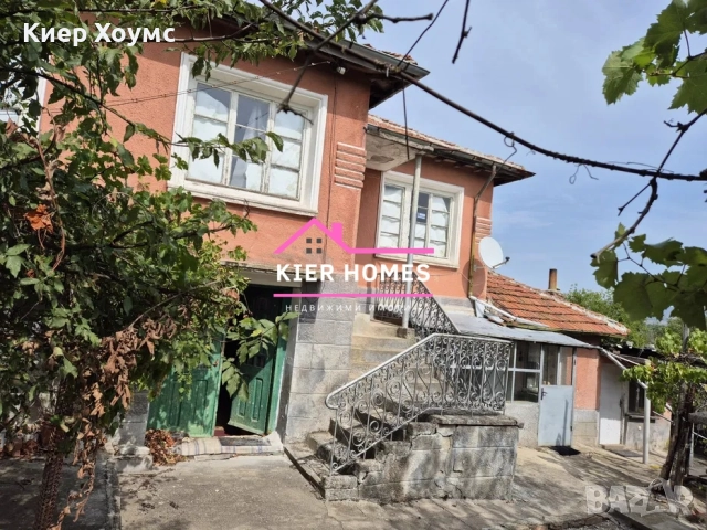 Двуетажна къща в с.Горно Белево обл.Стара Загора, снимка 2 - Къщи - 52360447