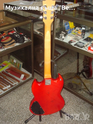 Електрическа китара , снимка 10 - Китари - 52708755