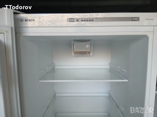 Хладилник без камера Bosch KSV29NW30, 290 литра  A++, снимка 3 - Хладилници - 53878408
