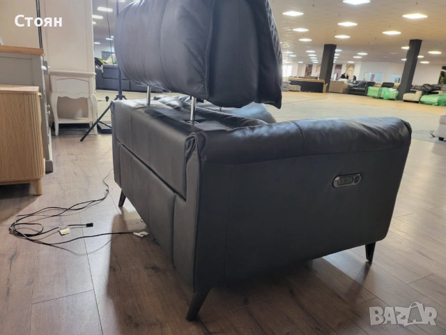 Тъмно сив графитен кожен фотьойл с електрически механизъм, снимка 2 - Дивани и мека мебел - 53699202