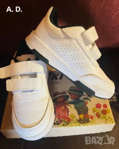 Маратонки Adidas , снимка 1