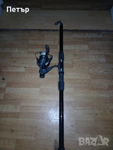2броя въдици с макаре нови , снимка 2 - Въдици - 54068131