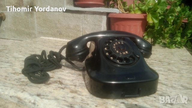 Бакелитови телефони -3 броя., снимка 12 - Антикварни и старинни предмети - 54059796