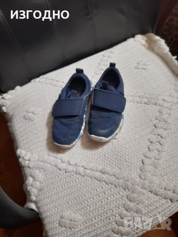 10 ЛЕВА ДЕТСКИ ОБУВКИ РАЗМЕР 25 ЗИМНИ + ПОДАРЪК ОЩЕ ЕДНИ, снимка 3 - Детски боти и ботуши - 52673526