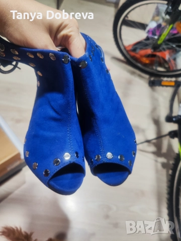 Дамски обувки , снимка 2 - Дамски обувки на ток - 51979467