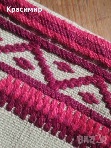 покривка в автентичен стил, снимка 7 - Покривки за маси - 54231207