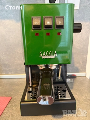 Чисто нова кафемашина GAGGIA Classic E24 Jungle Green