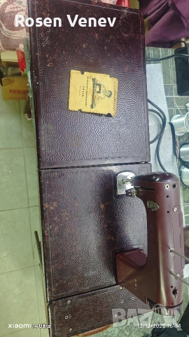 Немска електрическа шевна машина FREIA 1948-1949, снимка 2 - Шевни машини - 52775715