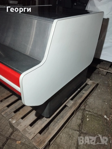 щанд каса , снимка 2 - Стелажи и щандове - 53490312