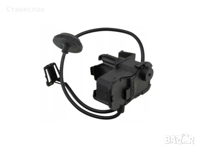 VW Beetle Cabriolet Моторче за заключване на резервоар , снимка 6 - Части - 50359934
