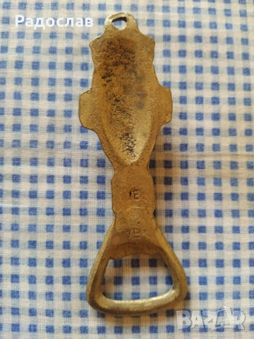 стара отварачка Tiki Bar, снимка 2 - Прибори за хранене, готвене и сервиране - 53870147