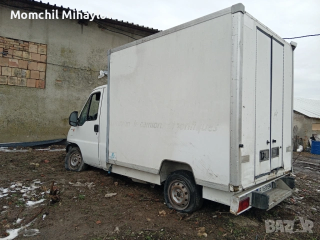 хладилен бус, снимка 4 - Бусове и автобуси - 53184382