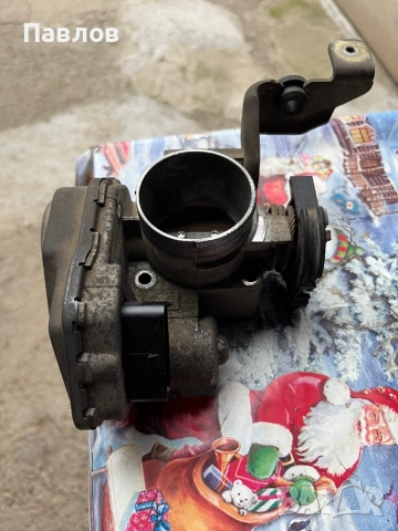 Дроселова клапа , снимка 4 - Части - 52055101