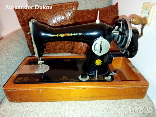 Шевна Машина 60те Ретро Руска Реплика на части