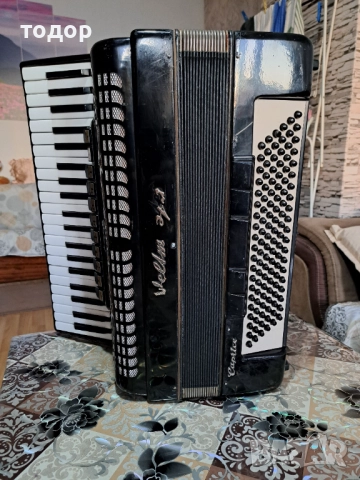 Велтмайстер каприч 120 баса, снимка 2 - Акордеони - 52949004