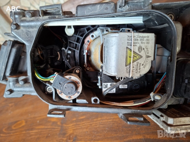 Ксенонови , завиващи фарове за Audi A6 C6 4F , снимка 12 - Части - 51113492