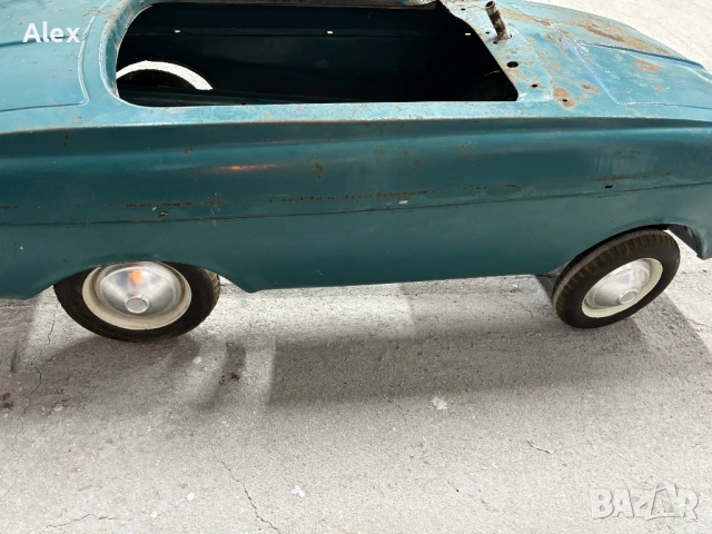 Продавам ретро детска количка Москвич, снимка 8 - Антикварни и старинни предмети - 53995644