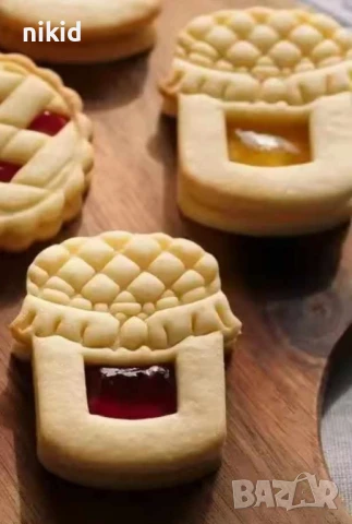 Буркан Бурканче с отвор дупка етикет пластмасов резец форма фондан тесто бисквитки, снимка 4 - Форми - 50561244