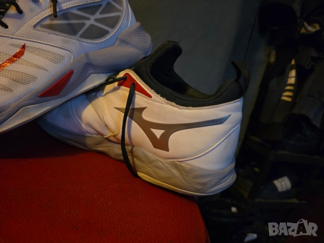 Mizuno-original от Швейцария-номер 45.5, снимка 5 - Маратонки - 53401395