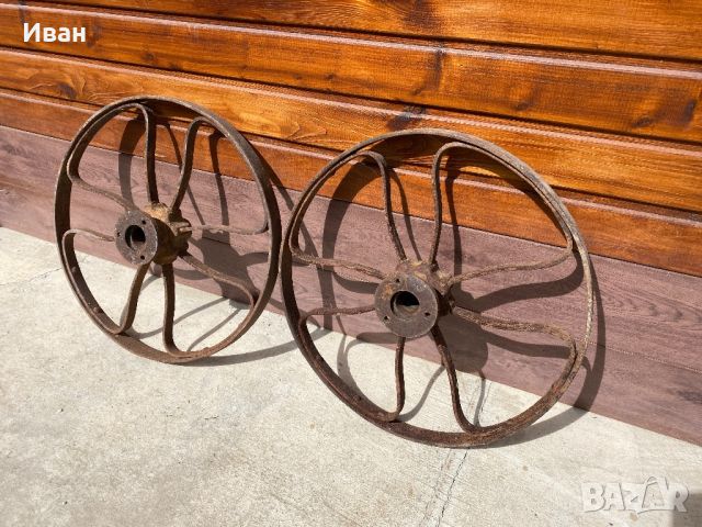 Стари колела от ковано желязо, снимка 2 - Антикварни и старинни предмети - 45095848