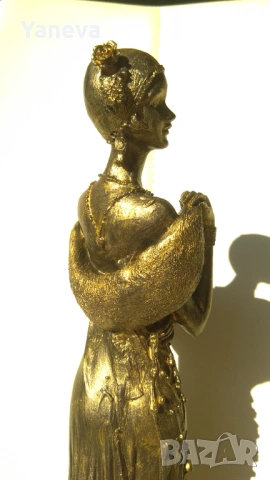 Статуетка на изискана дама в стил Art Deco . , снимка 6 - Статуетки - 53157283