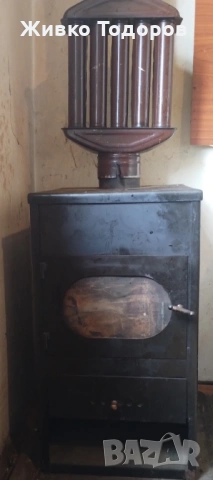 Камина за отопление на дърва