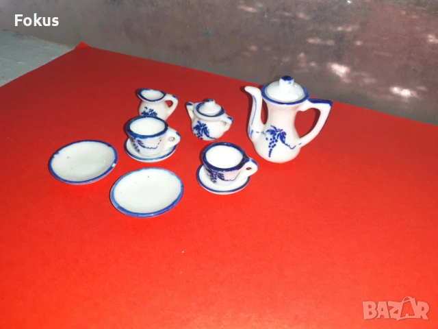 Прекрасен порцеланов сервиз миниатюри - порцелан миниатюра, снимка 2 - Антикварни и старинни предмети - 53422532