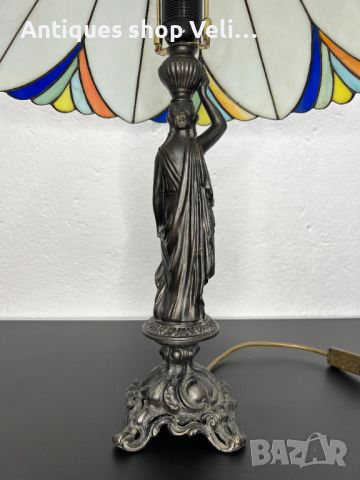Настолна лампа стил TIFFANY №5440 , снимка 4 - Антикварни и старинни предмети - 45862056