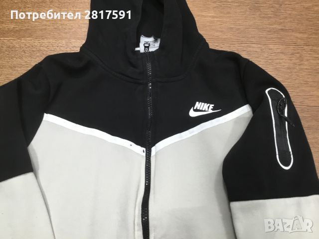 Детска горница Nike -размер 158-164, снимка 2 - Детски анцузи и суичери - 46486890