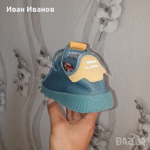 оригинални маратонки ADIDAS X PHARRELL WILLIAMS TENNIS HU номер 39-39 1/3, снимка 5 - Маратонки - 41067324