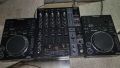 2 x Pioneer CDJ 350 + Behringer DJX750 КАТО НОВИ, снимка 1 - Ресийвъри, усилватели, смесителни пултове - 45932747