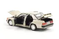 Mercedes-Benz 190E мотор 2.3-16 W201 от 1984 - мащаб 1:18 на Norev моделът е нов в кутия, снимка 2