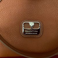 Класическа чанта valentina, снимка 2 - Чанти - 45135799