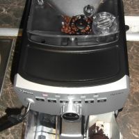 Saeco Intuita - кафемашина робот пълен автомат с керамична мелачка,, снимка 8 - Кафемашини - 45375566