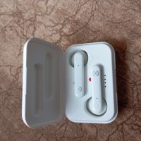 безжични блутут слушалки Celly чисто нови в кутия, снимка 1 - Слушалки и портативни колонки - 45449431