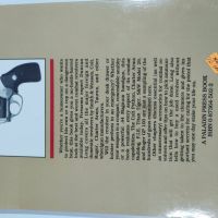 Справочник на тема револвери, снимка 3 - Енциклопедии, справочници - 45172708