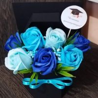 💙🎓💙🎓Тематичен букети със сапунени рози, снимка 2 - Подаръци за мъже - 45465471