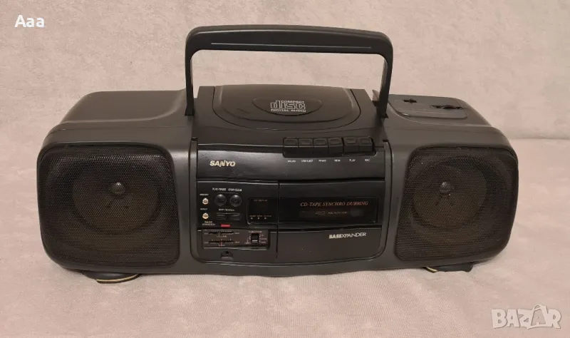 Касетофон Sanyo CD AM/FM радио Boombox модел MCD-Z16L, снимка 1