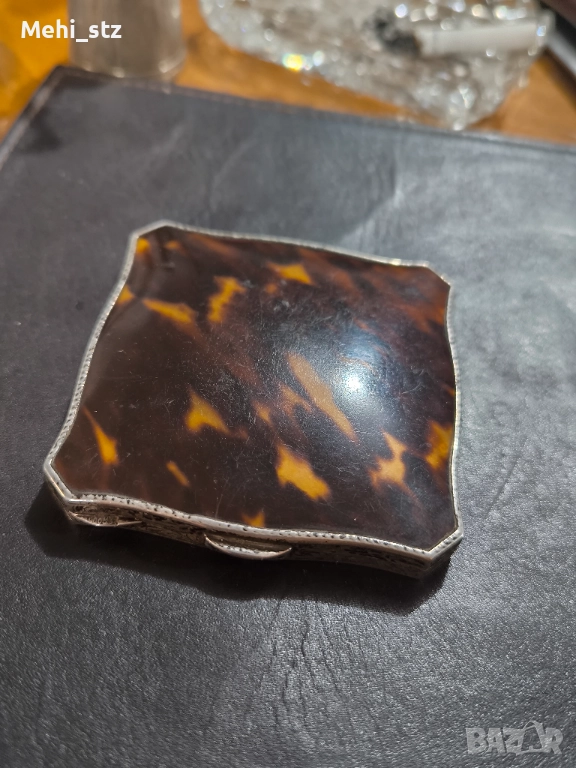 19-ти век сребърна пудриера с коруба от костенурка., снимка 1