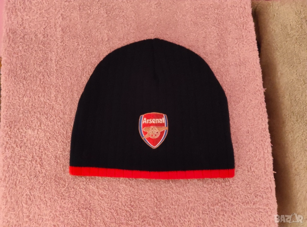 Оригинална зимна шапка Arsenal/Арсенал, снимка 1