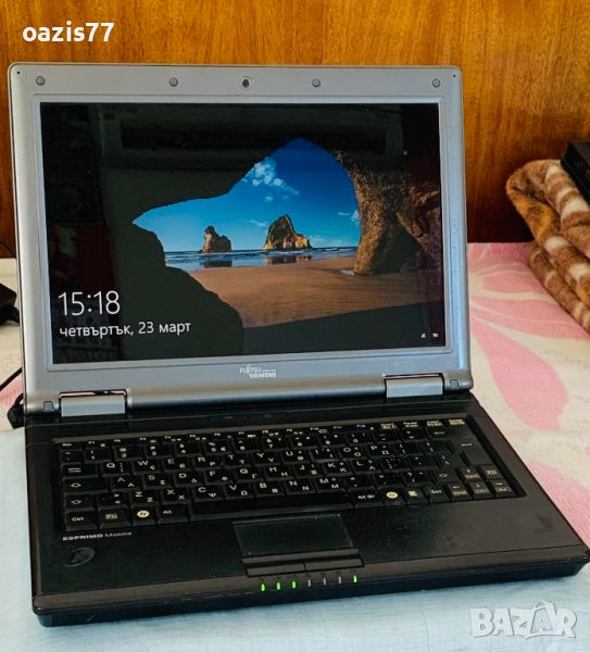 лаптоп Fujitsu 12.5 in HDD 750 gb  работи бързо, снимка 1