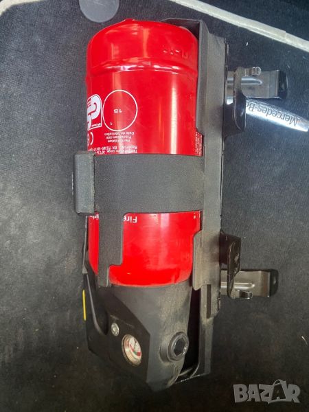 Оригинален мерцедес комплект пожарогасител със стойка и кутия a2468600714 A class B class CLA GLA , снимка 1