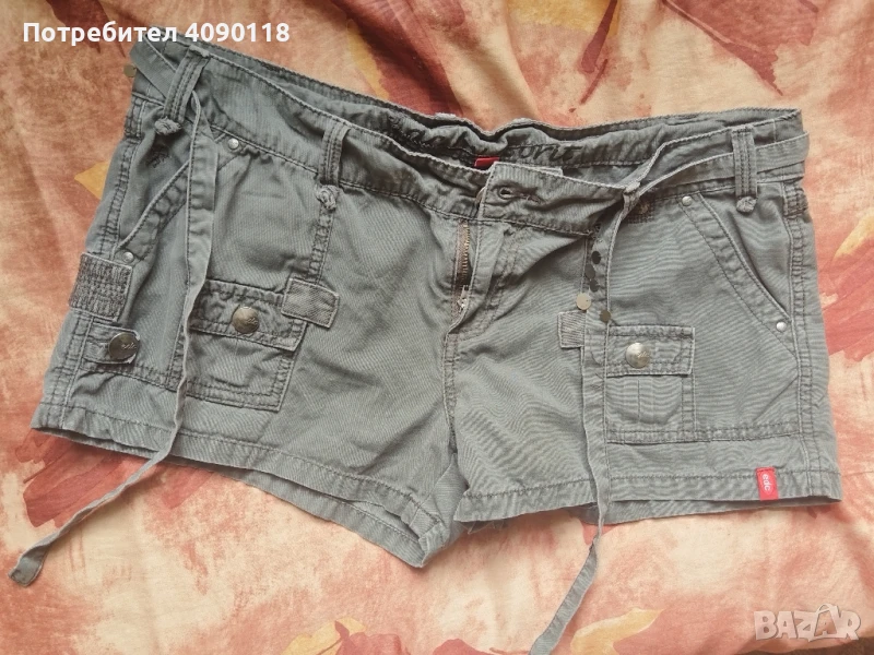 Къси панталонки, снимка 1