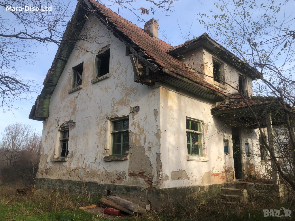 Дворно място със стара къща на 13км от гр.Обзор, снимка 1