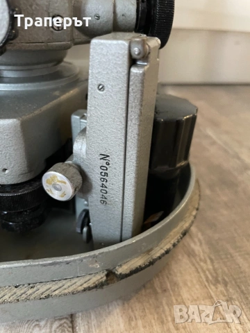 Стар руски теодолит, снимка 4 - Антикварни и старинни предмети - 53717386